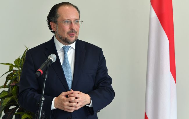 Глава МЗС Австрії відкинув запрошення Лаврова в окупований Крим
