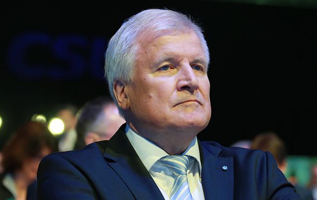 В Германии Зеегофера переизбрали главой партии ХСС