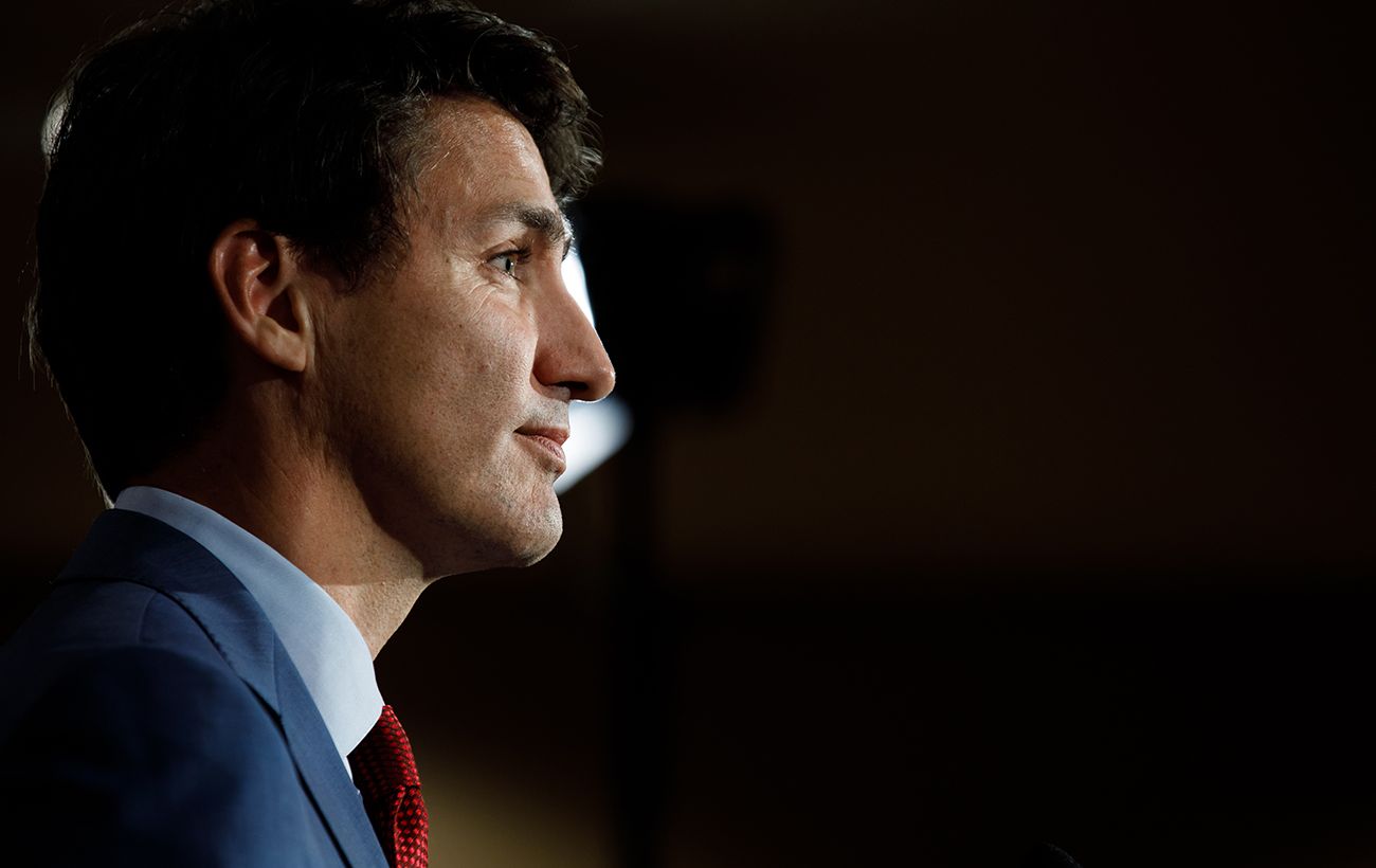 Премьер Канады ушел на самоизоляцию после контакта с больным COVID