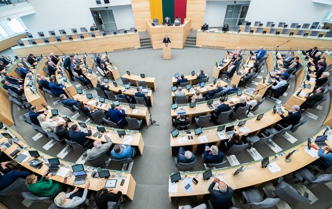 Сейм Литви не визнає результати виборів в Білорусі