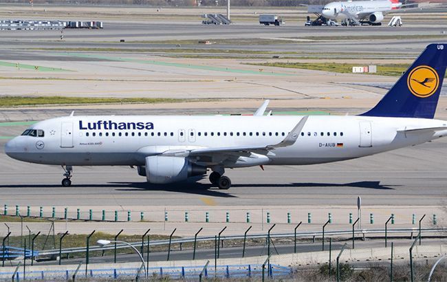 Lufthansa призупинила польоти в Китай
