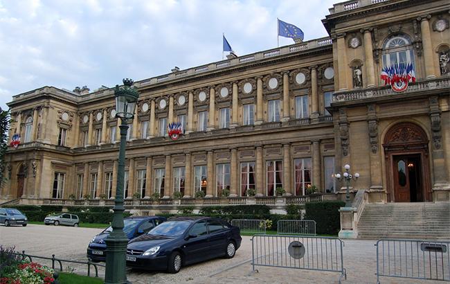 Франция ограничивает поездки дипломатов в Иран, - Reuters