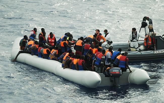 В Средиземном море могли затонуть более 120 мигрантов из-за похищения мотора с лодки