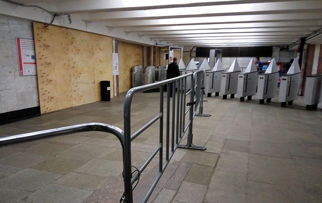 Москвич спробував "викрасти" силовика в метро (відео)