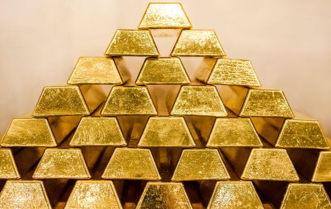 Золото и серебро обновили исторические рекорды на мировых рынках