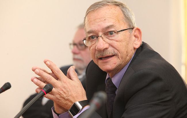 У Чехії помер глава верхньої палати парламенту