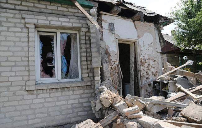Вследствие обстрелов в Луганской области повреждены 14 домов, - МинВОТ