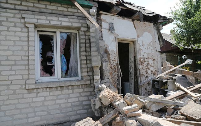 На Донбассе во время обстрела ранили гражданского