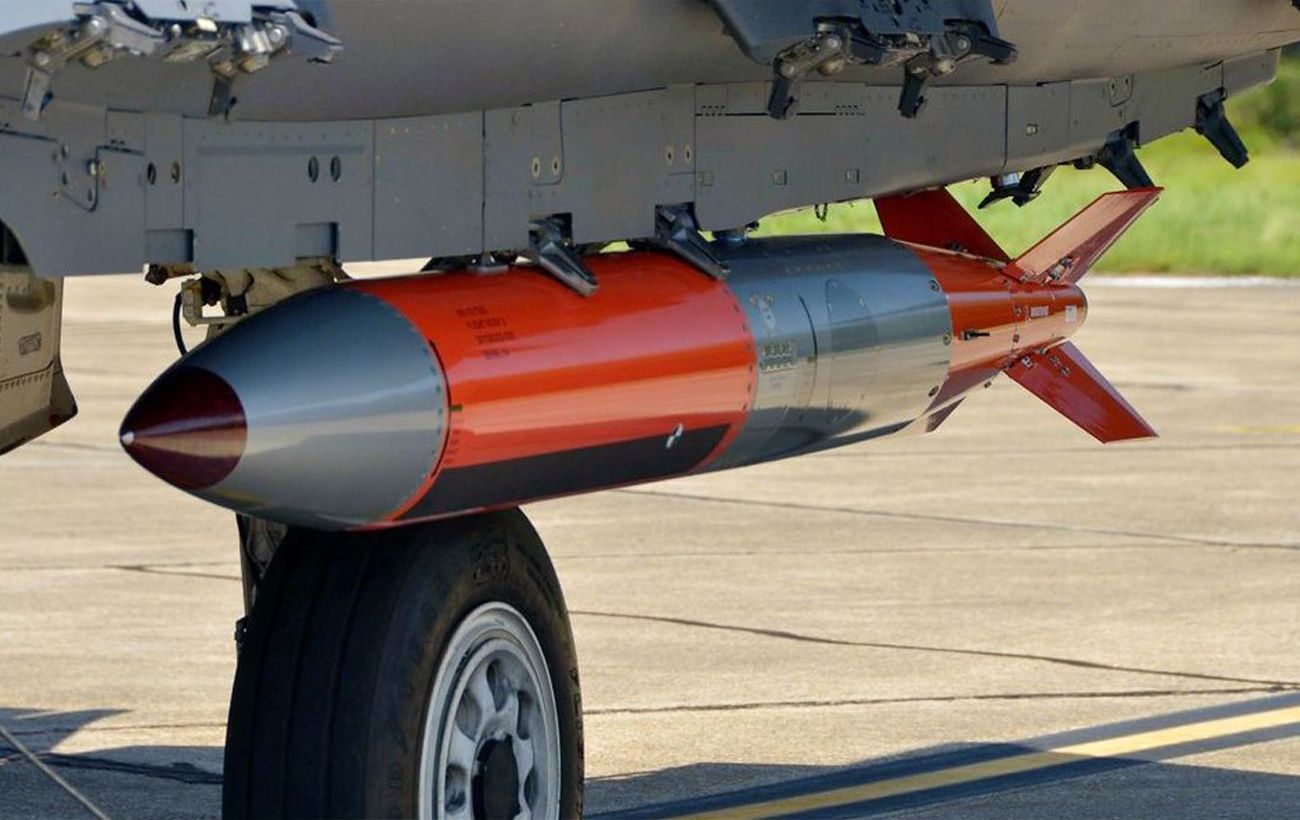 США впервые с 2008 года разместили ядерное оружие в Британии: Bloomberg узнало детали