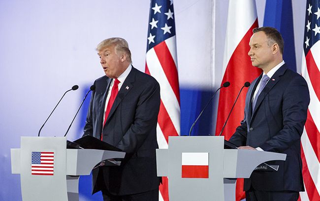 США скасували візи для громадян Польщі