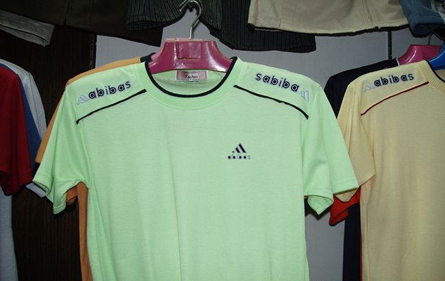 Підроблені товари потрапляють в ЄС через Україну, - звіт