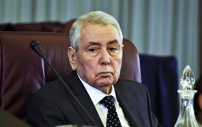 Парламент Алжира назначил временного президента