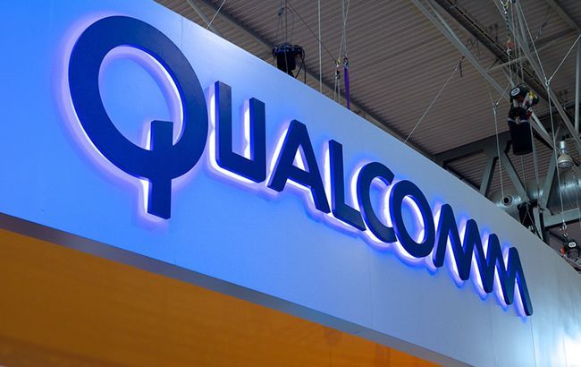 Аpple обвинили в краже секретных данных