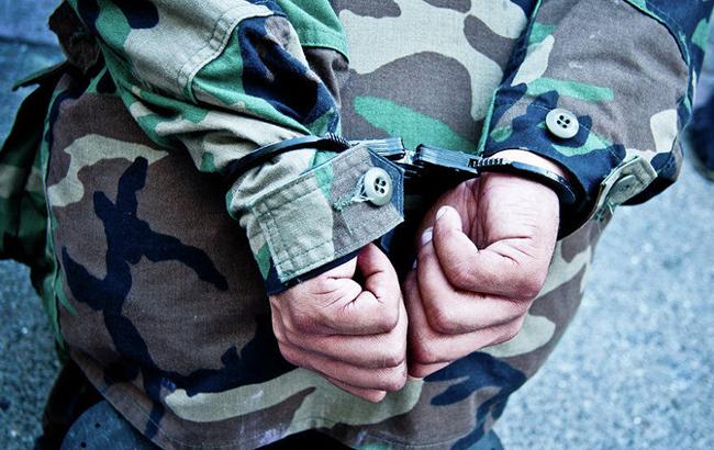 В Черновицкой области на 5 месяцев арестовали солдата за драку в части