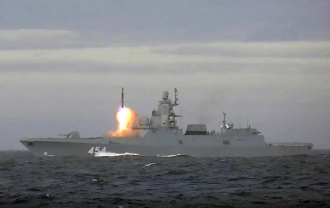 Досі не під санкціями. Родина виробника російських ракет продовжує жити в Празі