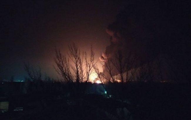 В Николаеве прогремели два мощных взрыва: горит заправка и склад ГСМ