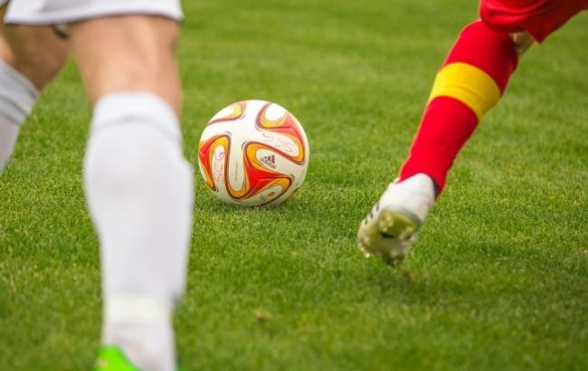 "Пошли отсюда, позорники": мэр Ивано-Франковска обматерил судей на футбольном матче (видео)