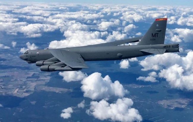 В Естонії назвали "сигналом для РФ" політ ядерного бомбардувальника США