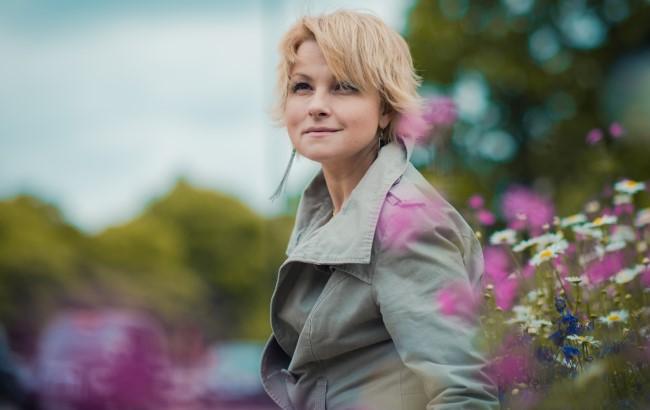 Мария Бурмака в новой песне сравнила любовь с фрисби