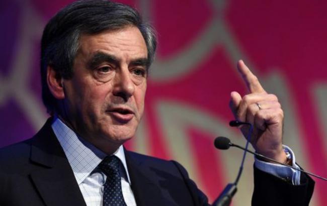 Поліція провела обшуки у сенаті Франції