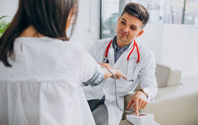 Украинцы с болезнями сердца не должны платить за эти услуги в больнице: важное объяснение