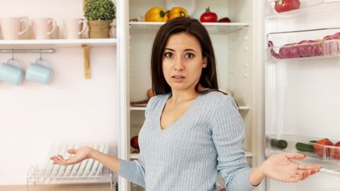 Цим продуктам не місце в холодильнику: вони там тільки псуються