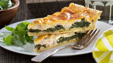 Пасхальный пирог "паскуалино" со шпинатом: легкий, быстрый и вкусный рецепт