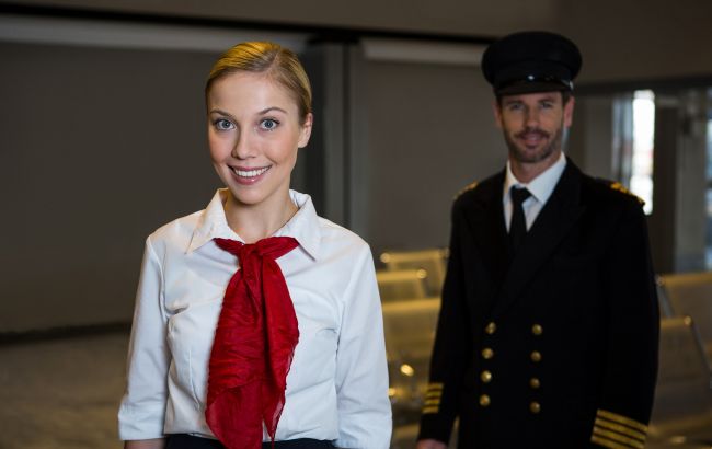 Стюардесса рассказала о привычках пассажиров, которые персонал ненавидит больше всего