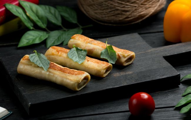 Кулінар дав рецепт класичних млинці з куркою з секретним інгредієнтом