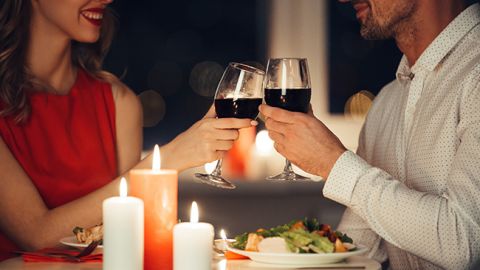 Куди піти у Києві на День Святого Валентина: LP, Cirque du Soleil і романтика на ВДНГ