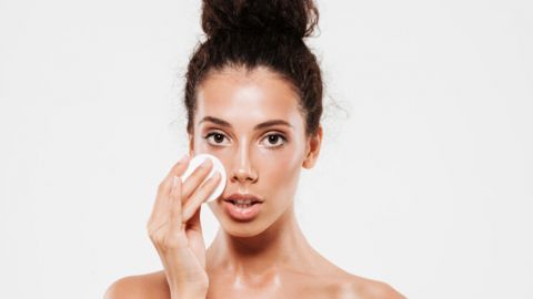 Названо продукти, які відновлюють і живлять шкіру обличчя