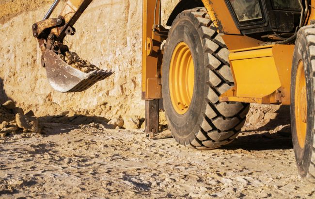 В Мариуполе оккупанты уничтожают археологический памятник V тысячелетия до нашей эры (видео)