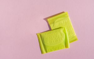 Стоит ли носить ежедневные прокладки ежедневно: ответ, который удивит многих