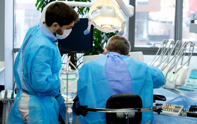 Потеря зубов связана с опасными болезнями: ученые сделали открытие