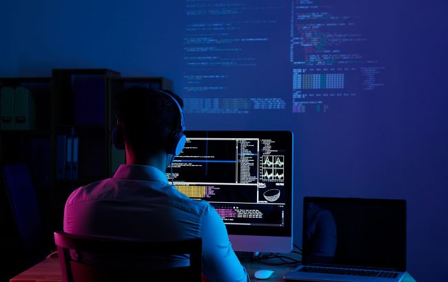 Компьютеры Сил обороны пытаются атаковать хакеры. В Госспецсвязи рассказали детали
