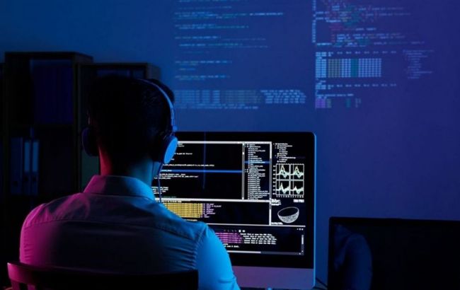 Україна стала "легкою мішенню" для російських хакерів: Bloomberg назвало причину