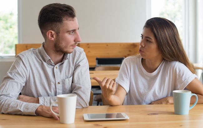 Чому нам важко довіритися партнеру у стосунках і що з тим робити: знайдіть для себе відповідь