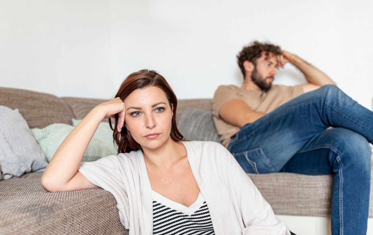 Чому люди роками не йдуть з нещасливих стосунків: крапку поставить всього одне питання