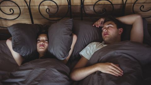 Невролог назвал украинцам способы борьбы с храпом, которые действительно работают