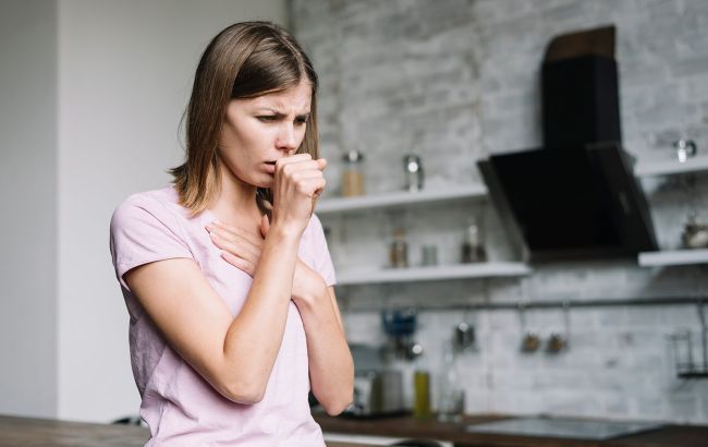 Заспокоюємо кашель без ліків: кращі перевірені засоби
