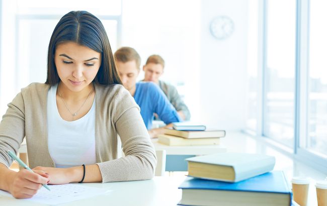 Діти з постраждалих від негоди областей зможуть скласти ЗНО в додаткову сесію