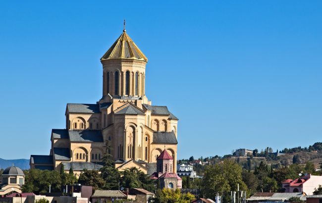 Общественный транспорт в Грузии возобновил работу