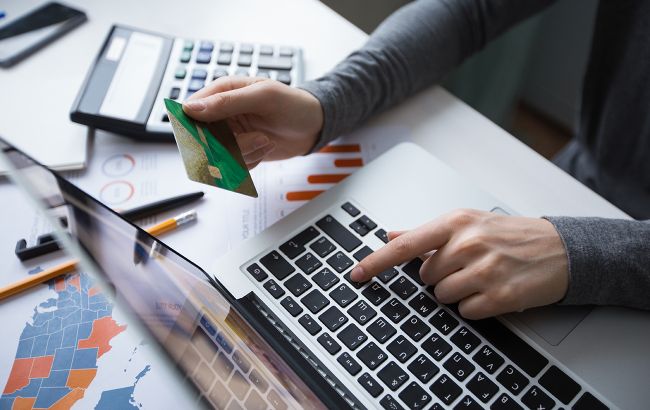 Обіцяють компенсацію за карантин: українців попередили про нову схему шахраїв