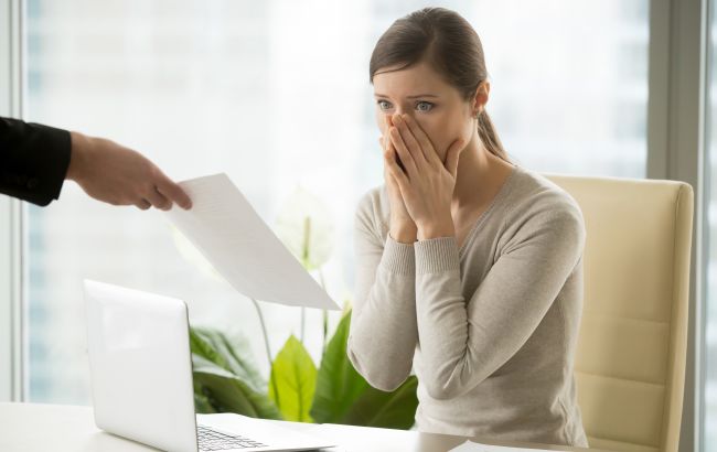 Українців після покупки SIM-карти тероризують колектори: в чому причина і як захиститися