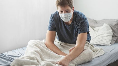 Не всі втрачають нюх: лікар розвінчав один з головних міфів про COVID-19