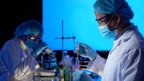 Не биологическое оружие: что стало известно о происхождении COVID-19