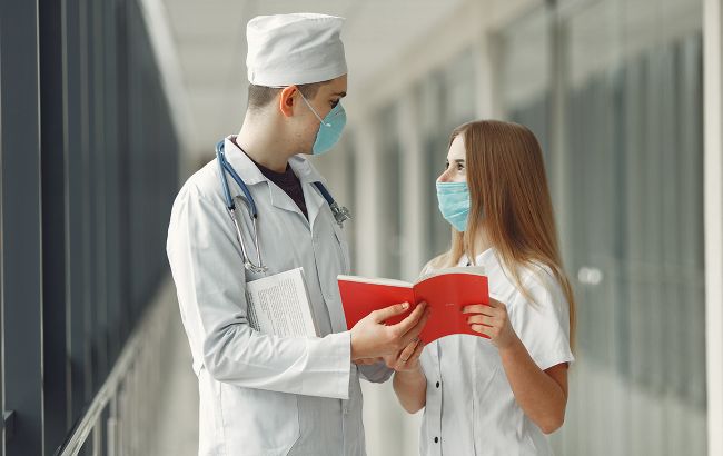 У Туреччині ввели загальний масковий режим