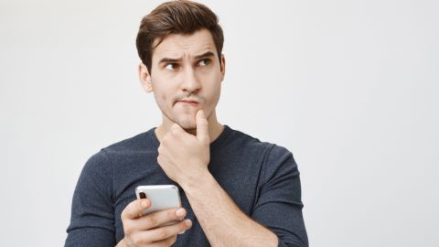 Сексолог назвал три напитка, которые уничтожают мужскую потенцию