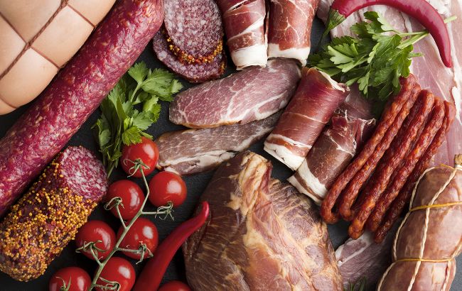 Склеенное мясо: как определить, что продукт сделан из отходов