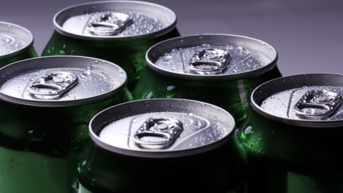 Ученые назвали напитки, удваивающие риск рака кишечника: их пьют миллионы